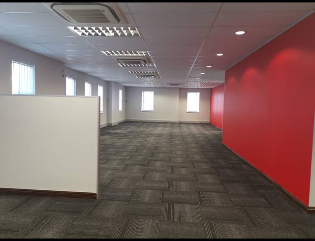 392M² OFFICE TO LET IN TYGER VALLEY